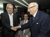 Rached Ghannouchi e Caid Essebsi durante il dialogo nazionale nel 2013 Crédit photo: fr.africatime.com