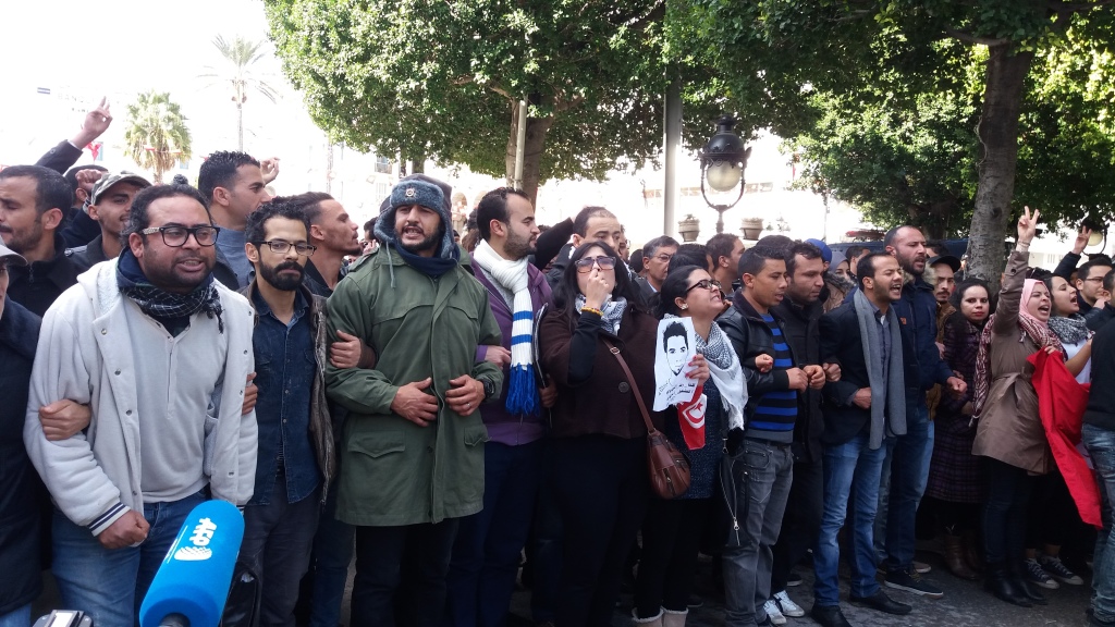 Manifestazione a Tunisi in solidarietà con la rivolta di Kasserine e delle altre regioni Foto: Hamadi Zribi- Tunisia in Red